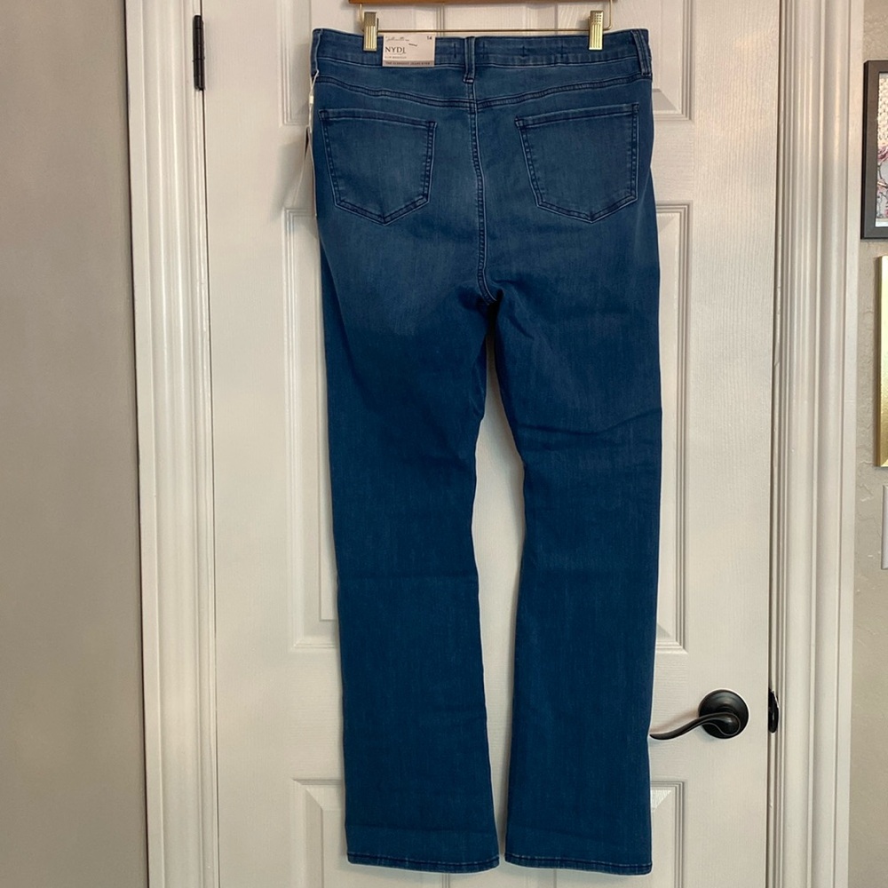 NYDJ • Le Silhouette High Rise Slim Bootcut Jeans *NWT* - Picture 5 of 16